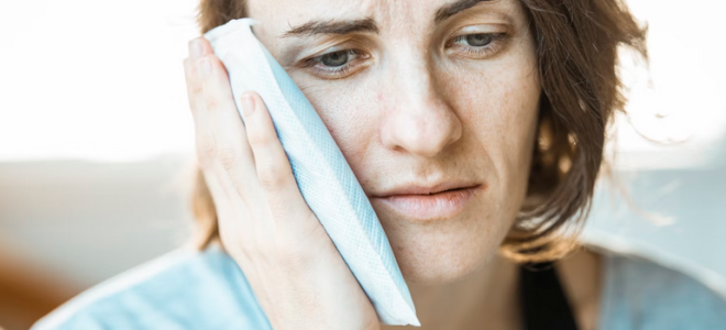 Navigating Dental Emergencies at Home: First Aid Tips From Emergency Dentists